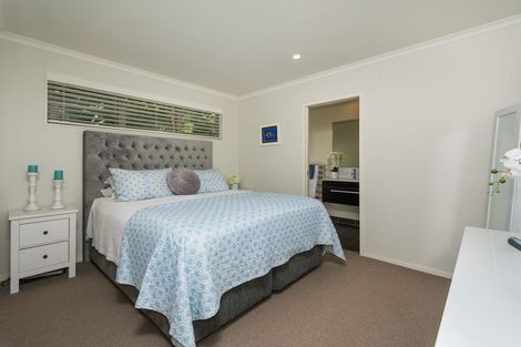 Photo of property in 11d Nimstedt Avenue, Oteha, Auckland, 0632