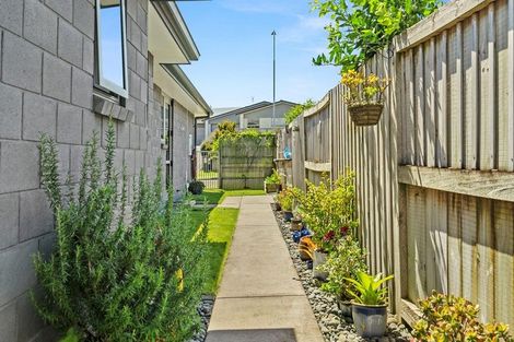 Photo of property in 228 Ballintoy Park Drive, Welcome Bay, Tauranga, 3175