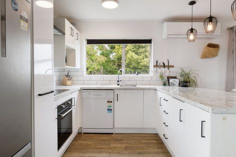 Photo of property in 21b Doncaster Drive, Papamoa Beach, Papamoa, 3118