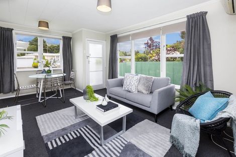 Photo of property in 1/18 Benge Crescent, Clouston Park, Upper Hutt, 5018