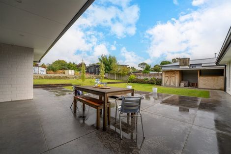 Photo of property in 17 Gordon Street, Weston, Oamaru, 9401