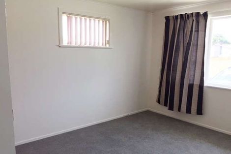 Photo of property in 13b Maybelle Place, Kelston, Auckland, 0602