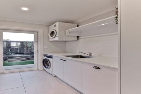 Photo of property in 2 Calcutta Road, Pukekohe, 2120