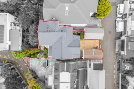 Photo of property in 19 Selwyn Terrace, Thorndon, Wellington, 6011