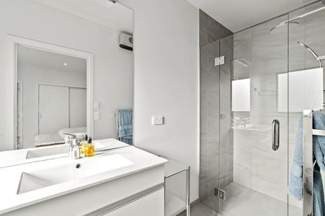 Photo of property in 3 Scurr Terrace, Wanaka, 9305