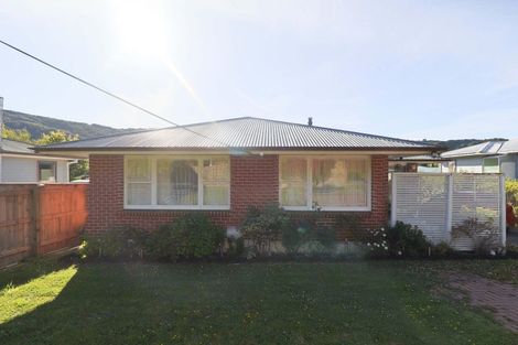 Photo of property in 44 Coast Road, Wainuiomata, Lower Hutt, 5014
