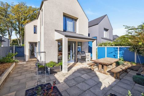 Photo of property in 79 Holly Road, St Albans, Christchurch, 8014