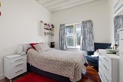 Photo of property in 4 George Street, Waiuku, 2123