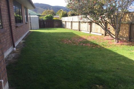Photo of property in 52 Arawhata Road, Paraparaumu, 5032