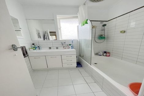 Photo of property in 333 Hillsborough Road, Hillsborough, Auckland, 1042