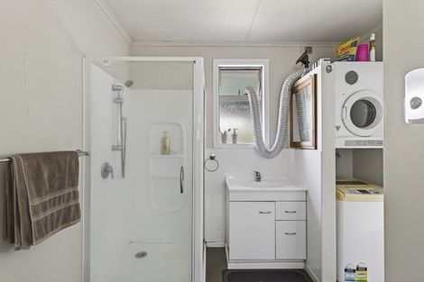 Photo of property in 8a Waterloo Place, Westown, New Plymouth, 4310