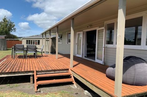 Photo of property in 8 Mission Road, Port Waikato, Tuakau, 2695