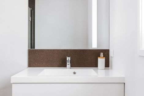 Photo of property in 22 Stingray Drive, Omokoroa, 3114