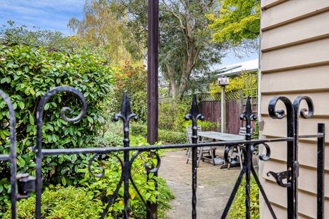 Photo of property in 16 Ngaio Street, Saint Martins, Christchurch, 8022