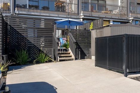 Photo of property in 7 Whiri Lane, Hobsonville, Auckland, 0616