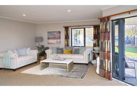 Photo of property in 21 Redfern Street, Northwood, Christchurch, 8051