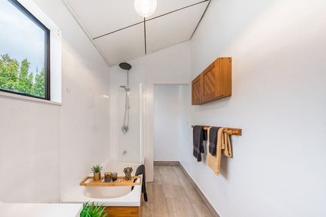 Photo of property in 1 Redwood Close, Paraparaumu, 5032