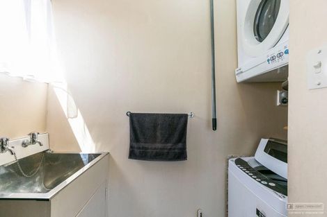 Photo of property in 2 Phillip Street, Johnsonville, Wellington, 6037