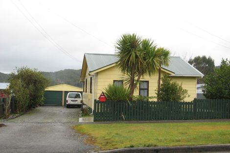 Photo of property in 47 Omapere Street, Dobson, Greymouth, 7805