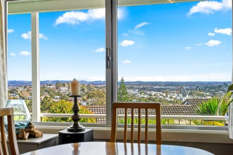 Photo of property in 88 Birkdale Road, Birkdale, Auckland, 0626