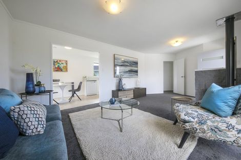 Photo of property in 7 Tangelo Place, Bucklands Beach, Auckland, 2012