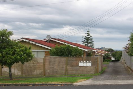 Photo of property in 3/84 Namata Road, One Tree Hill, Auckland, 1061