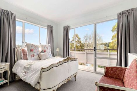 Photo of property in 79b Verbena Road, Birkdale, Auckland, 0626