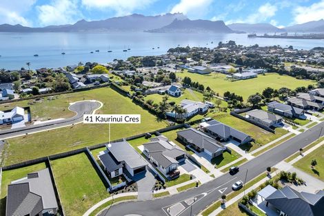 Photo of property in 41 Kaurinui Crescent, One Tree Point, 0118