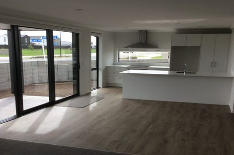 Photo of property in 54 Empire Crescent, Papamoa, 3118