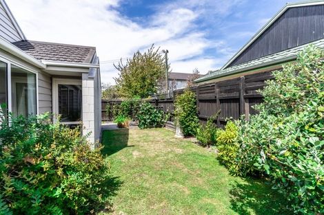 Photo of property in 67 Hamilton Avenue, Ilam, Christchurch, 8041