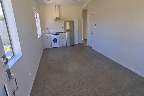 Photo of property in 503a Great South Road, Rosehill, Papakura, 2113