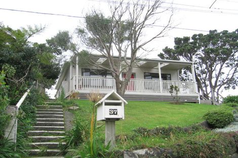 Photo of property in 37 Dominion Park Street, Johnsonville, Wellington, 6037