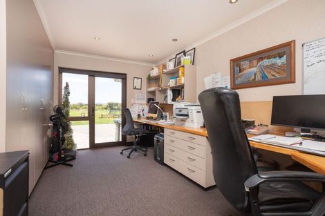 Photo of property in 143a Weber Road, Dannevirke, 4971