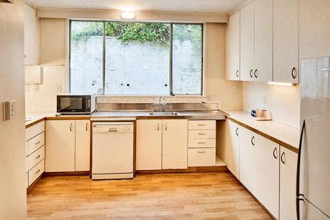 Photo of property in 20 Mcfarlane Street, Mount Victoria, Wellington, 6011