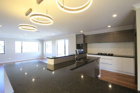 Photo of property in 10 Vazey Way, Hobsonville, Auckland, 0618