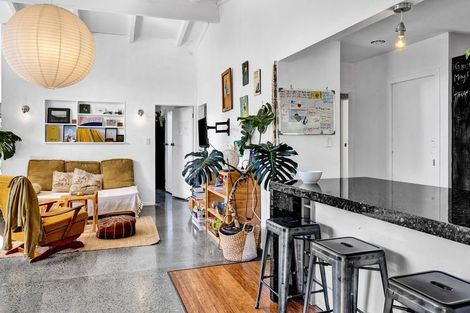 Photo of property in 23 Prudence Place, Oakura, 4314