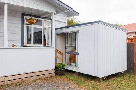 Photo of property in 42a Union Street, Foxton, 4814