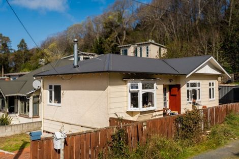Photo of property in 141 Maitland Street, Dunedin Central, Dunedin, 9016