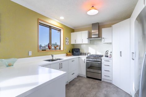 Photo of property in 234 Park Street, Winton, 9720