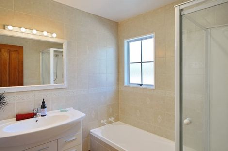 Photo of property in 33 Taranaki Drive, Woodend, 7610