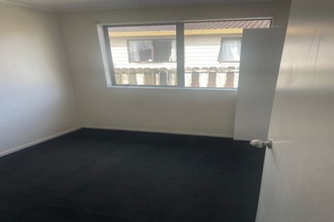 Photo of property in 37 Kerrs Road, Wiri, Auckland, 2104