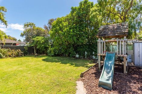 Photo of property in 23 Oriwa Street, Waikanae, 5036