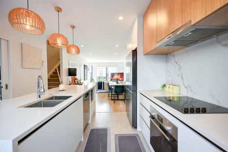 Photo of property in 2/21 Podgora Avenue, Kumeu, 0810