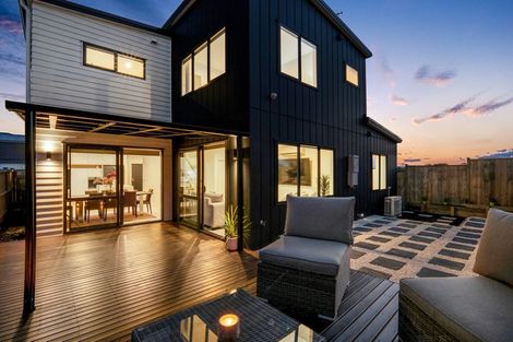 Photo of property in 39 Kabardin Street, Karaka, Papakura, 2113