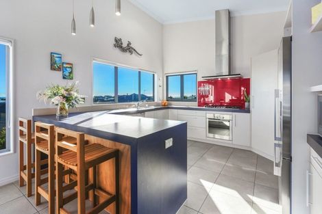 Photo of property in 11 Pharazyn Avenue, Waikanae Beach, Waikanae, 5036