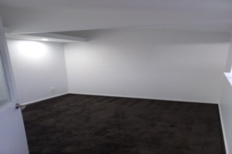 Photo of property in 2/306 Wellington Road, Wainuiomata, Lower Hutt, 5014