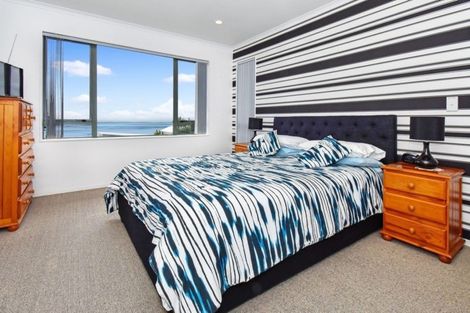 Photo of property in 7 Crispe Road, Clarks Beach, 2122