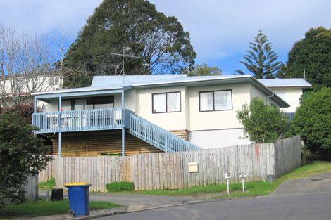 Photo of property in 2/44 Lilburn Crescent, Massey, Auckland, 0614