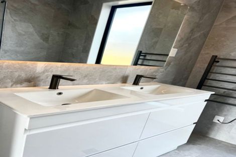 Photo of property in 7 Paihere Street, Huapai, Kumeu, 0810