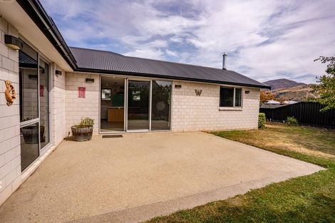 Photo of property in 11 Stowell Drive, Cromwell, 9310